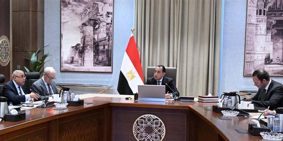 Madbouly orders firms slated for EGX listing to complete offerings by year-end
